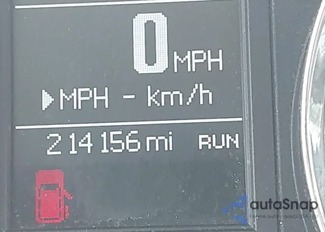 2015 Chrysler Town & Country Touring z USA, uszkodzony, nr VIN 2C4RC1BG6FR655373